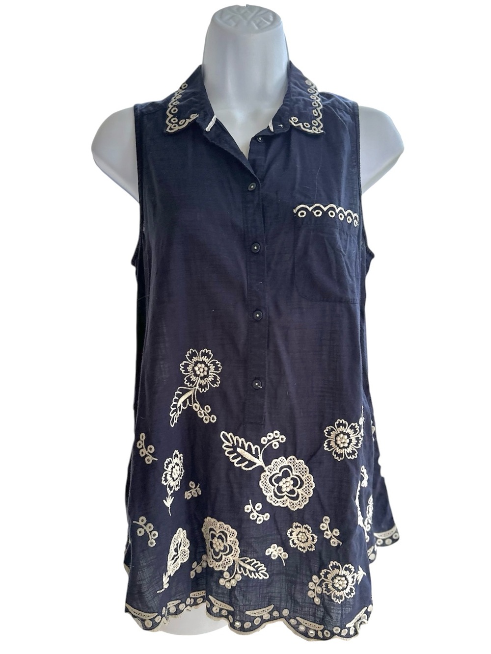 Moulinette Soeurs Windswept Blossoms Henley Navy Sleeveless Button-Down Top
